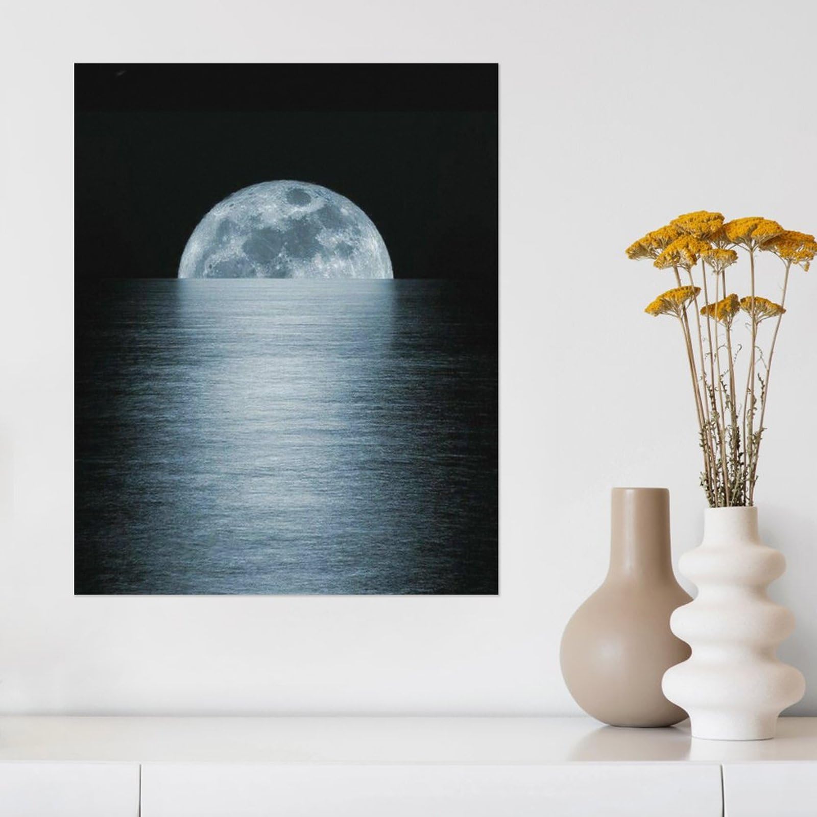 Amazon.co.jp: 絵画 夜の水面に映る月明かりインテリア 絵画 輝く水の